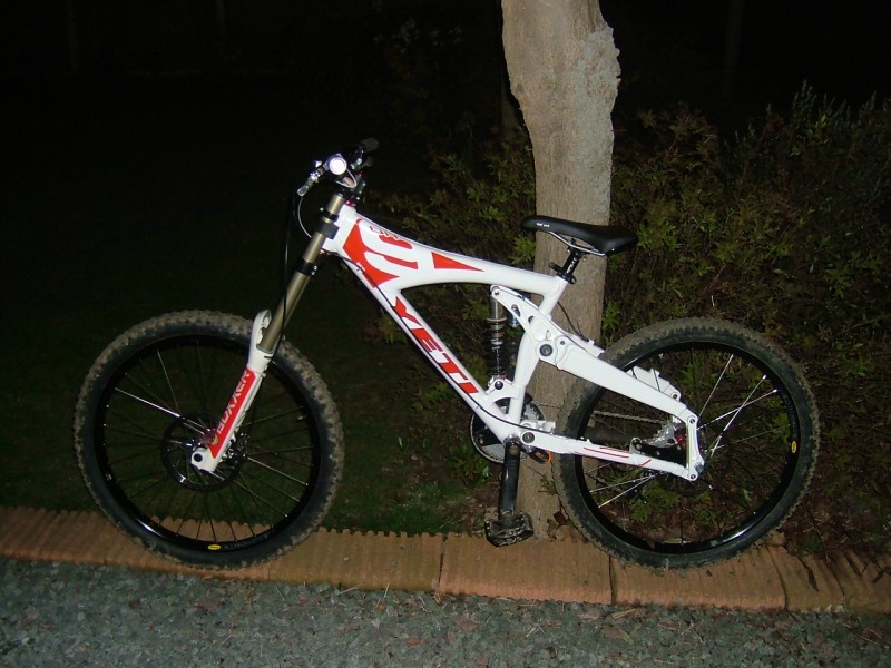 yeti dh 9